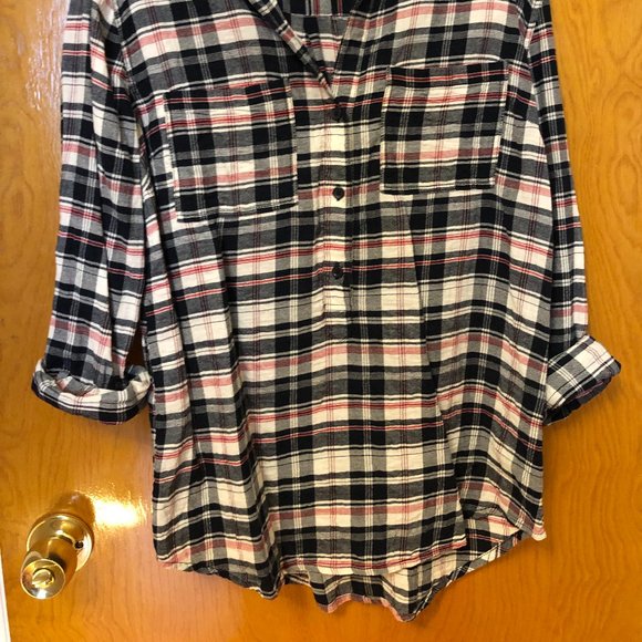 Beach Lunch Lounge Plaid Top - Picture 3 of 6